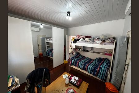 Casa à venda com 110m², 2 quartos e 2 vagas Casa à venda com 110m², 2 quartos e 2 vagasQuarto 1