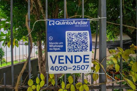 Casa à venda com 354m², 5 quartos e 3 vagasPlaquinha