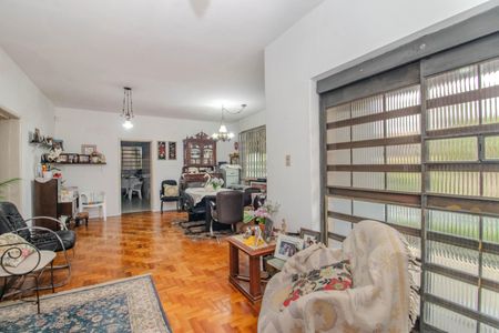 Casa à venda com 354m², 5 quartos e 3 vagasSala