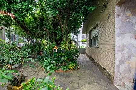 Casa à venda com 354m², 5 quartos e 3 vagasPátio