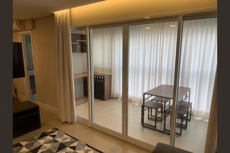 Sala de kitnet/studio à venda com 1 quarto, 43m² em Centro, Campinas