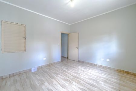 Casa à venda com 110m², 2 quartos e 1 vaga Casa à venda com 110m², 2 quartos e 1 vagaQuarto