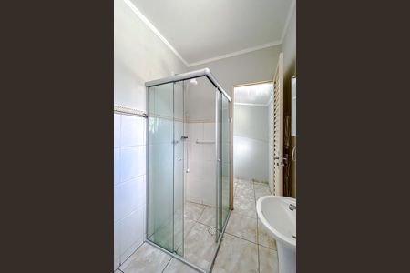 Casa à venda com 110m², 2 quartos e 1 vaga Casa à venda com 110m², 2 quartos e 1 vagaBanheiro da Suíte