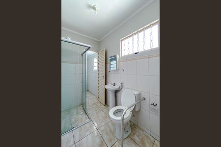 Casa à venda com 110m², 2 quartos e 1 vaga Casa à venda com 110m², 2 quartos e 1 vagaBanheiro da Suíte