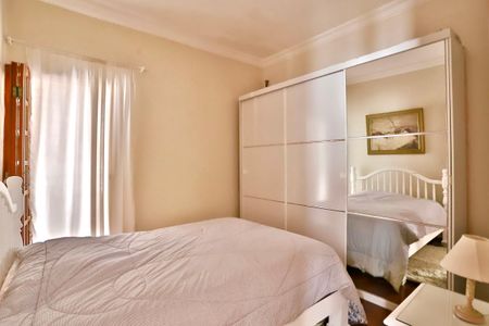 Casa para alugar com 115m², 2 quartos e 2 vagas Casa para alugar com 115m², 2 quartos e 2 vagasQuarto 1