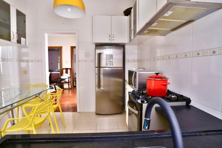 Casa para alugar com 115m², 2 quartos e 2 vagas Casa para alugar com 115m², 2 quartos e 2 vagasCozinha