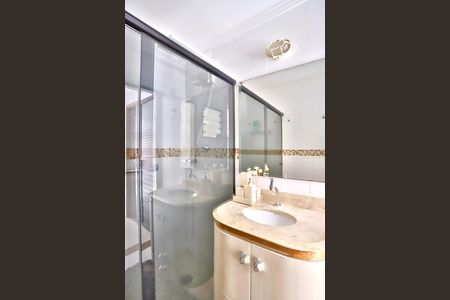 Casa para alugar com 115m², 2 quartos e 2 vagas Casa para alugar com 115m², 2 quartos e 2 vagasBanheiro