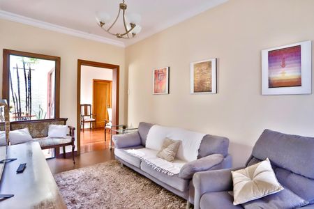 Casa para alugar com 115m², 2 quartos e 2 vagas Casa para alugar com 115m², 2 quartos e 2 vagasSala