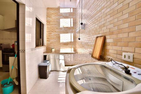 Casa para alugar com 115m², 2 quartos e 2 vagas Casa para alugar com 115m², 2 quartos e 2 vagasÁrea de Serviço