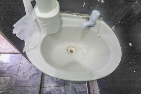 Casa à venda com 125m², 2 quartos e 2 vagasBanheiro de serviço