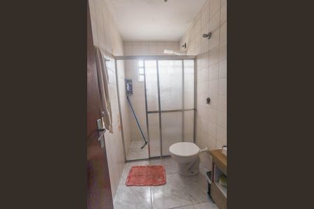 Casa à venda com 125m², 2 quartos e 2 vagasBanheiro 