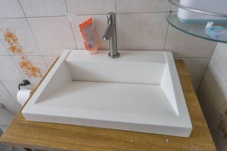 Casa à venda com 125m², 2 quartos e 2 vagasBanheiro 