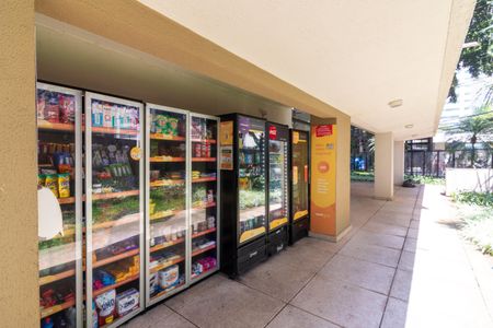 Apartamento à venda com 64m², 2 quartos e 1 vaga Apartamento à venda com 64m², 2 quartos e 1 vagaSmart Market