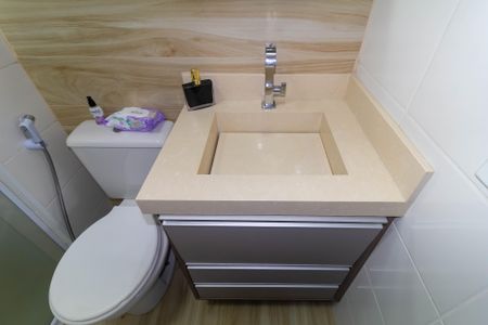 Apartamento à venda com 65m², 3 quartos e 1 vaga Apartamento à venda com 65m², 3 quartos e 1 vagaBanheiro da Suíte