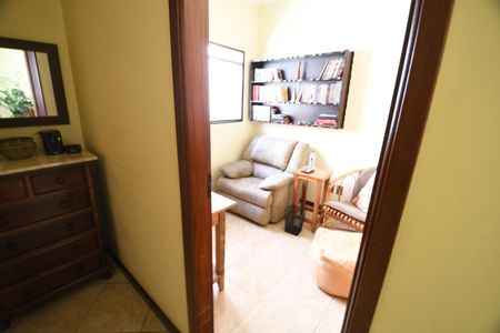 Casa à venda com 246m², 3 quartos e 2 vagasSala de TV