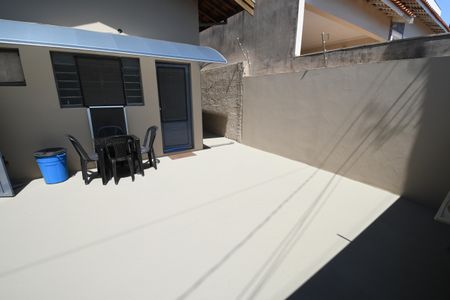 Casa à venda com 246m², 3 quartos e 2 vagasQuintal