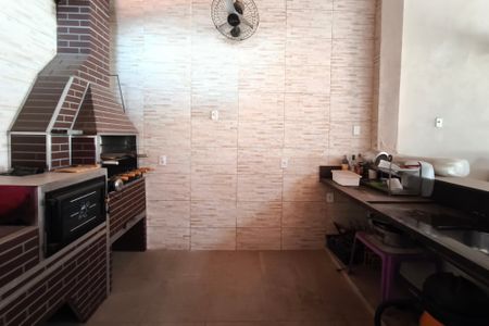 Casa à venda com 180m², 3 quartos e 3 vagas Casa à venda com 180m², 3 quartos e 3 vagasÁrea gourmet