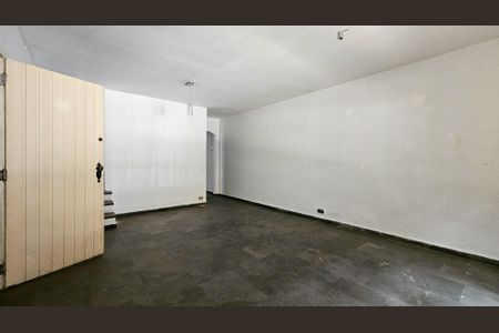 Casa à venda com 193m², 5 quartos e 2 vagas Casa à venda com 193m², 5 quartos e 2 vagasSala