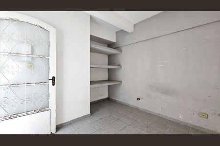 Casa à venda com 193m², 5 quartos e 2 vagas Casa à venda com 193m², 5 quartos e 2 vagasQuarto 1