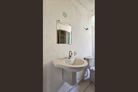 Casa à venda com 193m², 5 quartos e 2 vagas Casa à venda com 193m², 5 quartos e 2 vagasBanheiro 3