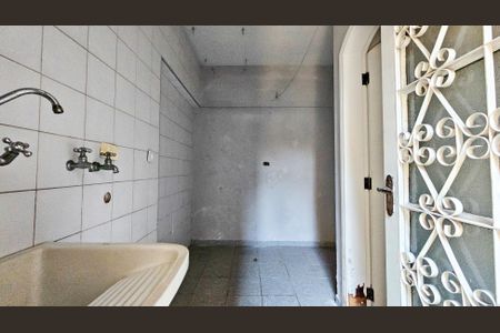 Area de serviço  de casa à venda com 5 quartos, 193m² em Campo Grande, São Paulo