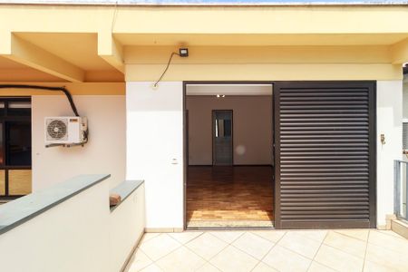 Casa à venda com 320m², 4 quartos e 3 vagasSuíte 1 - Terraço