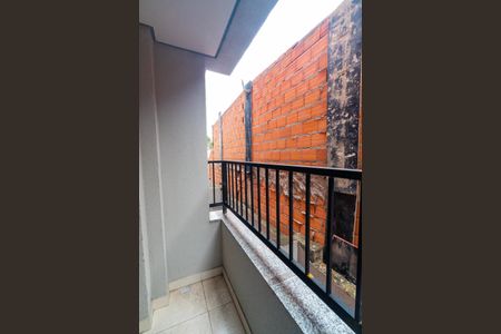 Sacada da Sala de apartamento para alugar com 2 quartos, 35m² em Vila Guarani (zona Sul), São Paulo