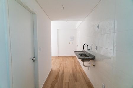Apartamento para alugar com 35m², 2 quartos e sem vaga Apartamento para alugar com 35m², 2 quartos e sem vagaCozinha e Área de Serviço