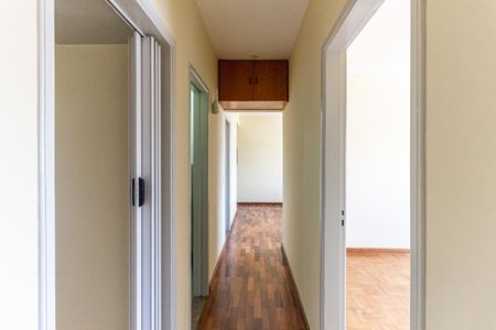 Apartamento à venda com 75m², 3 quartos e 1 vagaCorredor