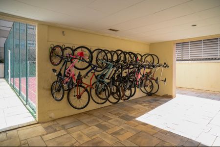 Apartamento para alugar com 90m², 3 quartos e sem vaga Apartamento para alugar com 90m², 3 quartos e sem vagaBicicletário