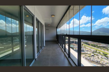 Apartamento para alugar com 81m², 2 quartos e 1 vagaVaranda