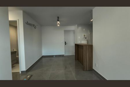 Sala de apartamento para alugar com 2 quartos, 81m² em Recreio dos Bandeirantes, Rio de Janeiro