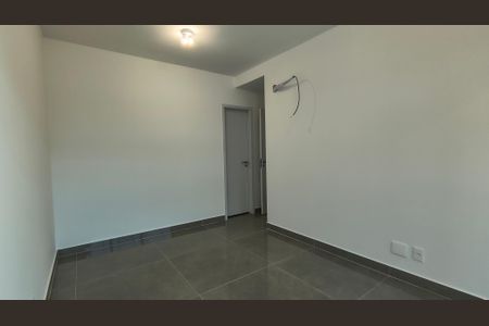Apartamento para alugar com 81m², 2 quartos e 1 vagaSuíte 