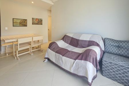 Sala de apartamento para alugar com 2 quartos, 66m² em Centro, Guarujá