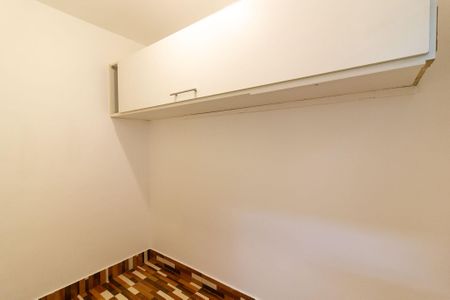 Apartamento à venda com 71m², 2 quartos e 1 vagaQuarto de Serviço