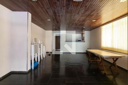 Apartamento à venda com 71m², 2 quartos e 1 vagaÁrea comum