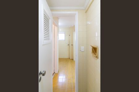 Apartamento à venda com 71m², 2 quartos e 1 vagaBanheiro de Serviço