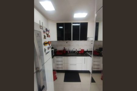 Apartamento à venda com 74m², 3 quartos e 1 vagaFoto 05