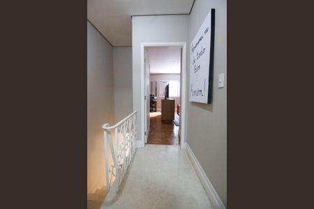 Casa à venda com 142m², 3 quartos e 2 vagasCorredor