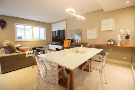 Sala de casa à venda com 3 quartos, 142m² em Campo Belo, São Paulo