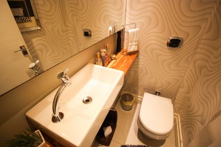 Casa à venda com 142m², 3 quartos e 2 vagasLavabo