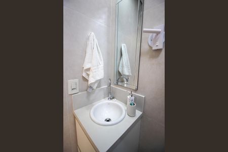 Casa à venda com 142m², 3 quartos e 2 vagasBanheiro da Suíte 2