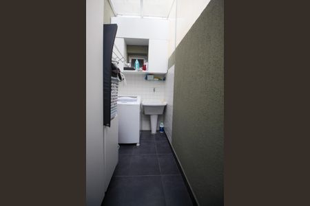 Casa à venda com 142m², 3 quartos e 2 vagasÁrea de Serviço