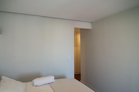Apartamento à venda com 260m², 3 quartos e 3 vagas Apartamento à venda com 260m², 3 quartos e 3 vagasQuarto 3 - Suíte