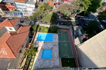 Apartamento à venda com 260m², 3 quartos e 3 vagas Apartamento à venda com 260m², 3 quartos e 3 vagasVaranda - Vista Piscina