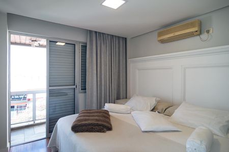 Apartamento à venda com 260m², 3 quartos e 3 vagas Apartamento à venda com 260m², 3 quartos e 3 vagasQuarto 3 - Suíte