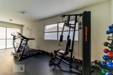 Apartamento à venda com 260m², 3 quartos e 3 vagas Apartamento à venda com 260m², 3 quartos e 3 vagasAcademia