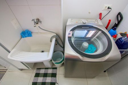 Apartamento à venda com 75m², 3 quartos e 1 vagaÁrea de serviço