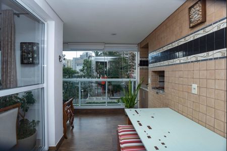 Apartamento à venda com 143m², 3 quartos e 3 vagasVaranda Gourmet