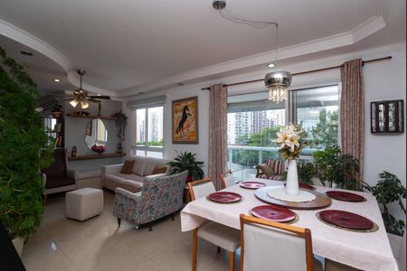 Apartamento à venda com 143m², 3 quartos e 3 vagasSala